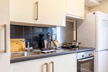 1 bed studio, Crown Place, East Reading, Reading, RG15AE - Image 2